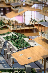 <p>Eine neue Ausstellung im Deutschen Architekturmuseum in Frankfurt am Main präsentiert Ansätze und Lösungen aus 13 europäischen Städten, die einen Weg…</p>
