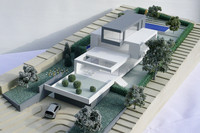 <p>Vor knapp zehn Jahren stellte Günter Mader in ­dergartenbau 19/2002 seine Erfahrungen mit dem Bau von Hausgartenmodellen vor. Inzwischen hat er…</p>
