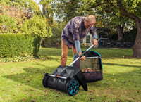 <p>Der Gartenmarkt befindet sich im Umbruch. Grünflächen entwickeln sich noch mehr zu Orten der Erholung, in denen zudem der Umweltgedanke eine immer…</p>