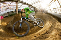 <p>Am Samstag, 14. Januar fand in Ostermundigen bei Bern ein Mountainbike Pumptrack-Race im über 70jährigen Gewächshaus der alten Gärtnerei Kiener statt.…</p>