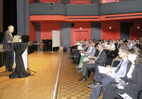 <p>Die Zukunft der Berufe des Detailhandels stand an der zehnten Delegiertenversammlung von Bildung Detailhandel Schweiz (BDS) im Stadttheater in Olten…</p>