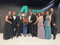 <p>Die Hodel &amp; Partner AG erhielt mit dem Talentwerk an den diesjährigen Taspo Awards den Fleurop Award für «Bestes Konzept Ausbildung &amp; Mitarbeiter».</p>