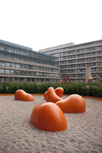 <p>Für die schwedische Landschaftsarchitektin und Künstlerin Monika Gora ist Licht mehr als nur ein Hilfsmittel zum Sehen. Für sie ist es auch eine…</p>