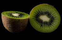 <p>Eine mysteriöse Krankheit hat mehrere Kiwi-Plantagen in Italien befallen. Wissenschaftler stehen vor einem Rätsel.</p>