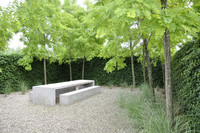 <p>Hochwertige Garten- und Terrassenmöbel sind Lifestyle pur. Für den Freiraum sollten sie in erster Linie robust und wetterfest sein, damit sie ihren…</p>