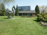 <p>Das kantonale Berufsbildungszentrum Natur und Umwelt CFPNE in Jussy feierte 2012 sein 125-jähriges Bestehen. Die im Kanton Genf ansässige Schule –…</p>