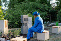 <p>Die Initiative «Raum für Trauer» hat Ende Juni den «Campus Vivorum» in Süssen, Baden-Württemberg, eröffnet, um neue Ansätze für Friedhofsentwicklung…</p>