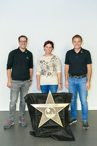 <p>Am Berufs- und Weiterbildungszentrum Rorschach-Rheintal &nbsp;wurde vergangene Woche der 10. Walk-of-Fame-Stern auf dem Schulareal eingelassen. Damit…</p>