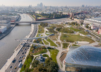 <p>Direkt an der Moskwa gelegen und nur einen Katzensprung vom Kreml und dem Roten Platz entfernt, ist der 13 Hektar grosse Park Zaryadye – der erste…</p>