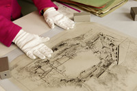 <p>Dokumente aus Nachlässen schweizerischer Landschaftsarchitektinnen und -architekten sind heute für Forschung und Lehre, für Planungsbüros und…</p>