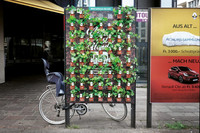 <p>Über 100 Pflanzen hängen während zwei Tagen an zwei Plakatstellen in Zürich – ein Novum in der Schweiz. Bioterra will mit der Aktion allen…</p>