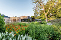 <p>Der Callwey Verlag und Garten+Landschaft loben zum siebten Mal gemeinsam mit ihren Partnern*&nbsp;den Wettbewerb «Gärten des Jahres» aus und suchen die…</p>