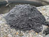 <p>Mit dem Einsatz von Pflanzenkohle in der Landwirtschaft wird Kohlenstoff im Boden gespeichert – dies leistet einen Beitrag zum Klimaschutz. Fachleute…</p>