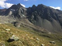 <p>Aufgrund ihrer Bedeutung wurden die Engadiner Blockgletscher von der International Union of Geological Sciences in die «First 100» der weltweit…</p>