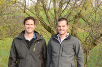 <p>Die Jungunternehmer Roger Stocker und Stefan Waser gehen ihre Arbeit mit viel Innovation an. Punkto Maschinenpark und Zeichnungssoftware sind sie auf…</p>