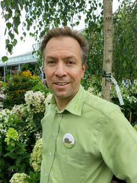 <p>Wer in der Gartenbranche tätig ist, findet sich jedes Frühjahr aufs Neue im Hamsterrad der saisonalen Überforderung. Es ist eine Hassliebe zwischen…</p>