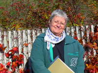 <p>Mit ihrem Projekt «Der Lebendige Friedhof» gewann Daniela Habegger, seit 35 Jahren selbstständige Friedhofsgärtnerin in Wohlen/BE, den Wettbewerb zur…</p>