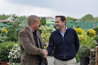 <p>Per 1. April 2017 hat Jean-Claude Allemann die Leitung der Blumenbörse Rothrist übernommen. Mit ihm habe die Genossenschaft Blumenbörse Rottrist einen…</p>