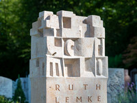 <p>Um dem Qualitätsverlust in der Grabmalkultur entgegenzuwirken, verleiht die Friedhofkommission des Kantons Basel-Stadt jährlich einen Preis. In diesem…</p>