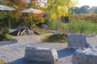 <p>Die Gestaltung mit Felsen, Hügeln und Senken schafft wertvolle und abwechslungsreiche Lebensräume im Garten. Damit entstehen Biotope für…</p>