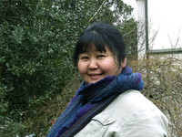 <p>Grabende Dachse, streitende Nachbarn oder Hauswarte, die Sträucher schneiden – mit all diesen Themen und einigen mehr hat Liên Pham im Laufe­ ­eines…</p>