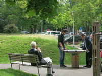 Das öffentliche Grün bewegt <p>Outdoor-Fitnessparks, Generationen- oder Mehrgenerationen-Spielplatz, Bewegungsparcours – all diese Begriffe stehen für einen Trend, der sich vermehrt…</p>
