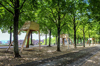 <p>Seit Mitte Juni und noch bis 12. Oktober findet die Ausstellung Lausanne Jardins statt. Auf einem vier Kilometer langen Spaziergang quer durch die…</p>