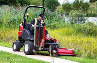 <p>Schlegelmulcher ermöglichen längere Mähzyklen bei geringeren Betriebskosten. Spezielle Mulcher für Traktoren und Geräteträger erzeugen optisch…</p>