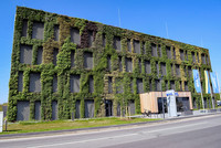 <p>Das neue Verwaltungsgebäude der Enni-Unternehmensgruppe (Enni) ist mit ihren drei Fassadenbegrünungen an der Ostfassade, im Innenhof und dem Foyer…</p>
