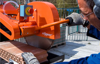 <p>Baustellensägen machen kurzen Prozess mit Pflastersteinen und Platten aus Naturstein und Beton. Leichte, günstige Modelle genügen für gelegentliche…</p>