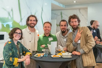 <p>Es gibt diese magischen Momente, in denen man spürt, dass sich etwas anbahnt und man Teil davon ist. Mit dieser Gefühlslage wohnten rund 200…</p>