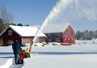 <p>Handgestossene Schnee-fräsen sind goldrichtig bei grossen Schneemengen auf kleinen Flächen und schmalen Wegen. Einstufig oder zweistufig, Hydrostat…</p>
