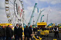 <p>Schneller, höher, weiter – ähnlich wie die Fahrgeschäfte und die Bierpreise auf dem Münchener Oktoberfest geht die Entwicklung von Baumaschinen voran.…</p>