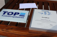 <p>Am 23. Oktober 2019 durfte das in Malters ansässige Unternehmen zwei Prädikate entgegennehmen: ein Label für die ausserordentlichen Leistungen im…</p>