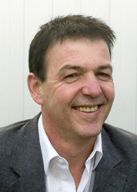 <p>Wie die Blumenbörse Heimberg mitteilte, verlässt Benedikt Marti Ende Mai 2012 nach gut vier Jahren die Blumenbörse. Am 1. Mai 2012 tritt Erich…</p>