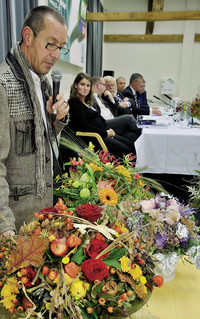 <p>An der IPM, der Internationalen Pflanzenmesse in Essen, von Dienstag bis Freitag, 25. bis 28. Januar 2011, sind über 1500 Aussteller aus 40 Nationen…</p>