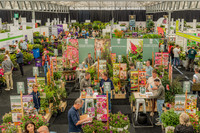 <p>Am 27. und 28. August 2025 lädt Plantarium|Groen-Direkt nach Hazerswoude-Dorp/Boskoop ein. Die Fachmesse bringt Einkäufer und Aussteller aus ganz…</p>