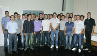 <p>139 Kandidierende haben die Berufsprüfungen 2011 erfolgreich bestanden. Eine Mehrheit der neuen Obergärtnerinnen nahm das Diplom am 30. April in…</p>
