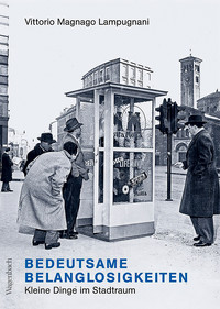 <p>Woran erkennt man auf dem Bild einer Strasse, um welche Stadt es sich handelt, auch wenn kein bekanntes Wahrzeichen zu sehen ist?</p>