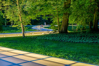 <p>Markantes Gestal­tungs­element im zwischen 2016 und 2018 umgestal­teten Welfengarten sind weisse Podeste in unter­schied­lichen Materialien, die sich…</p>