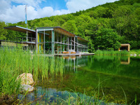 <p>In seiner 35-jährigen Geschichte hat sich Biotop in Weidling bei Wien zum weltweiten Marktführer für Naturpools und Schwimmteiche entwickelt. 1985 von…</p>