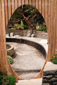 <p>In der 25. Durchführung stellte die Giardina den Baum ins Zentrum, als Symbol für Beständigkeit und Wachstum. Waren die Leitthemen Verwurzelung und…</p>