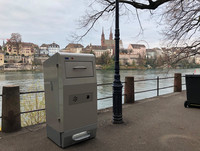 <p>Letzte Woche wurde in der Stadt Basel der erste Pressabfallkübel in Betrieb genommen. In den nächsten fünf Jahren sollen sämtliche rund 1000…</p>