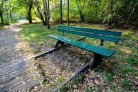 Sitzen über dem Schienenstrang: