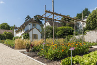 <p>Die Merian Gärten sind unter den drei Finalisten für den Europäischen Gartenpreis 2019/2020 in der Kategorie «Gartenkulturelles Erbe in Europa». Die…</p>