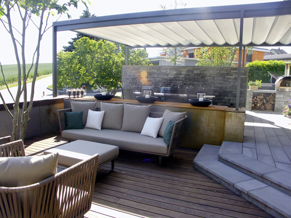 Die Lounge wird von einer