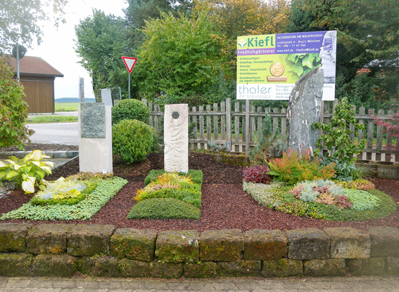 Mustergrabanlage in  einem