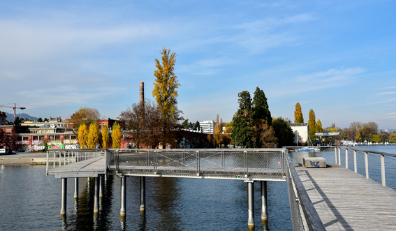 Der Cassiopeiasteg in Zürich