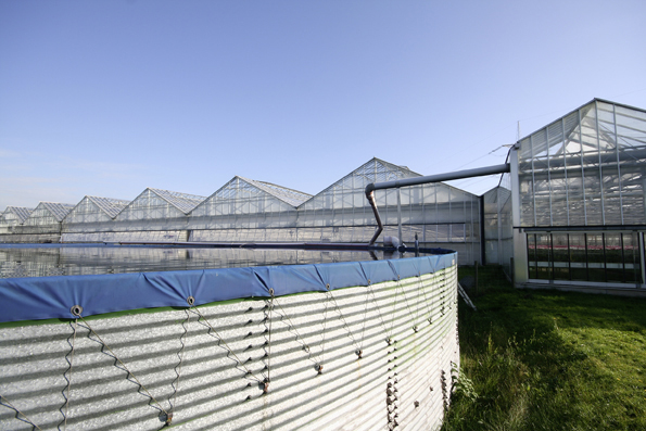 Gefüllter Stahl-Folien-Behälter