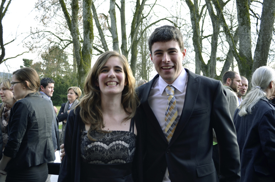 Strahlende Diplomandin, strahlende